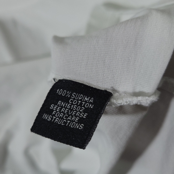The J Peterman Company Woman’s White Top Supima Cotton Size Medium Half Sleeve - Picture 6 of 7